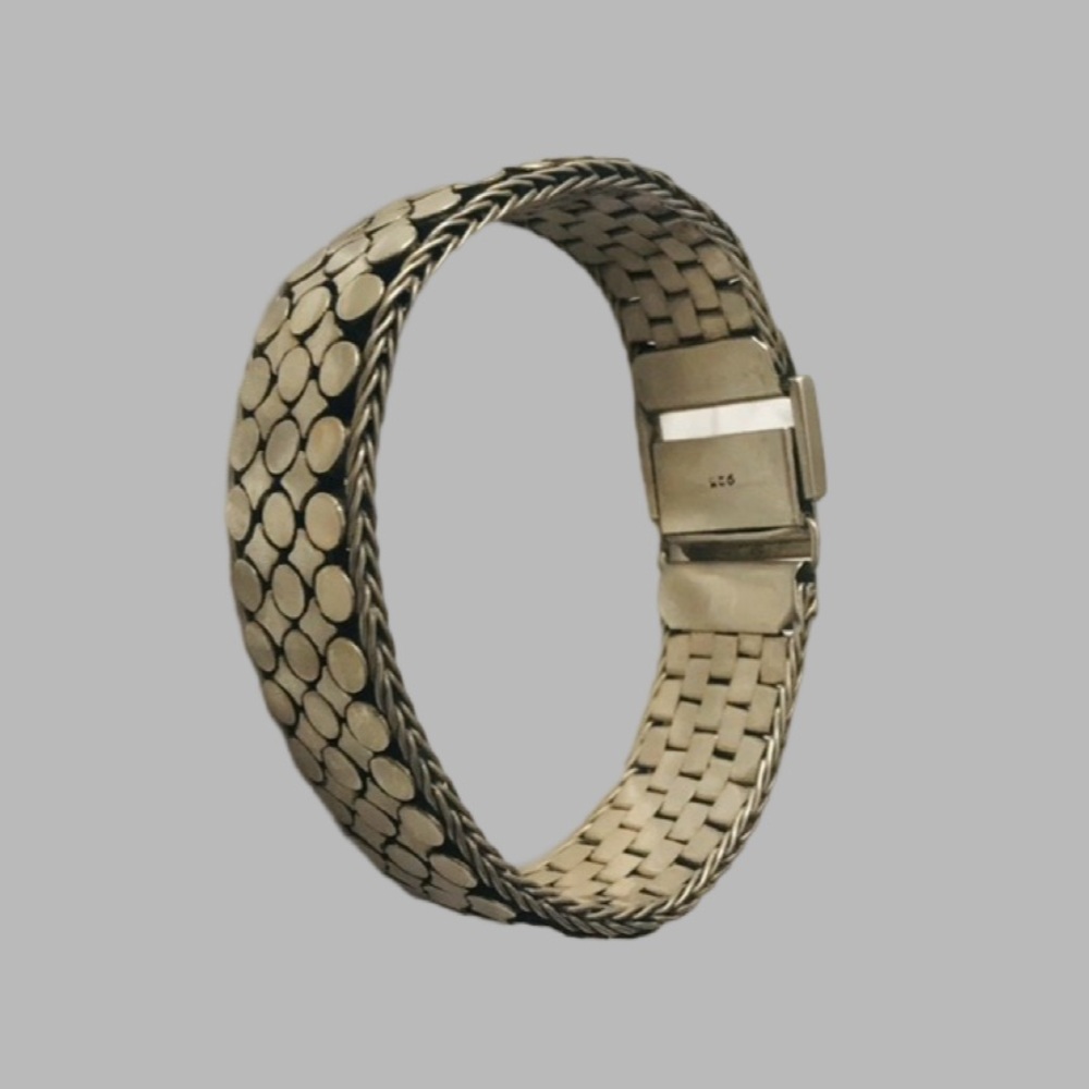 Sterling silver link bracelet. 3 rows of circles and 2 rows of rectangles. - Picture 5 of 7